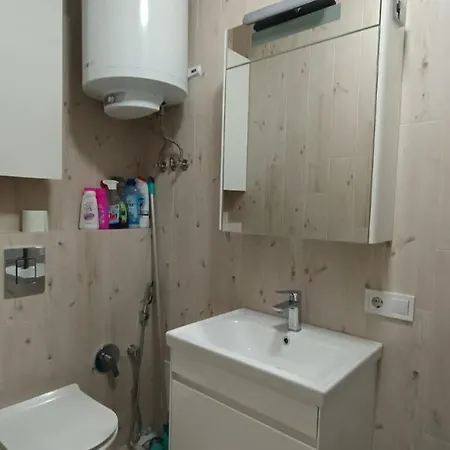 Apartman Vip 9 *